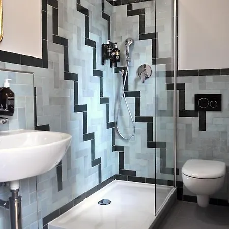 Fuerdich بيت ضيافة زيورخ